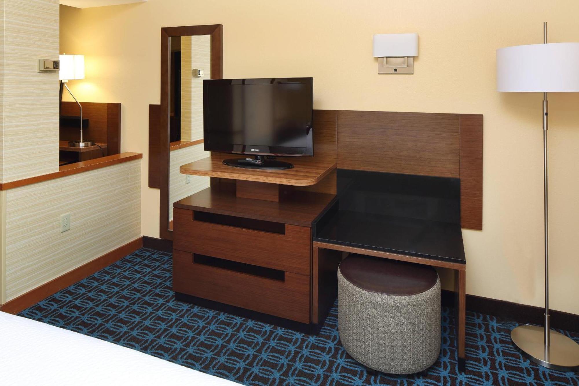 Fairfield Inn & Suites By Marriott Newark Liberty International Airport Zewnętrze zdjęcie